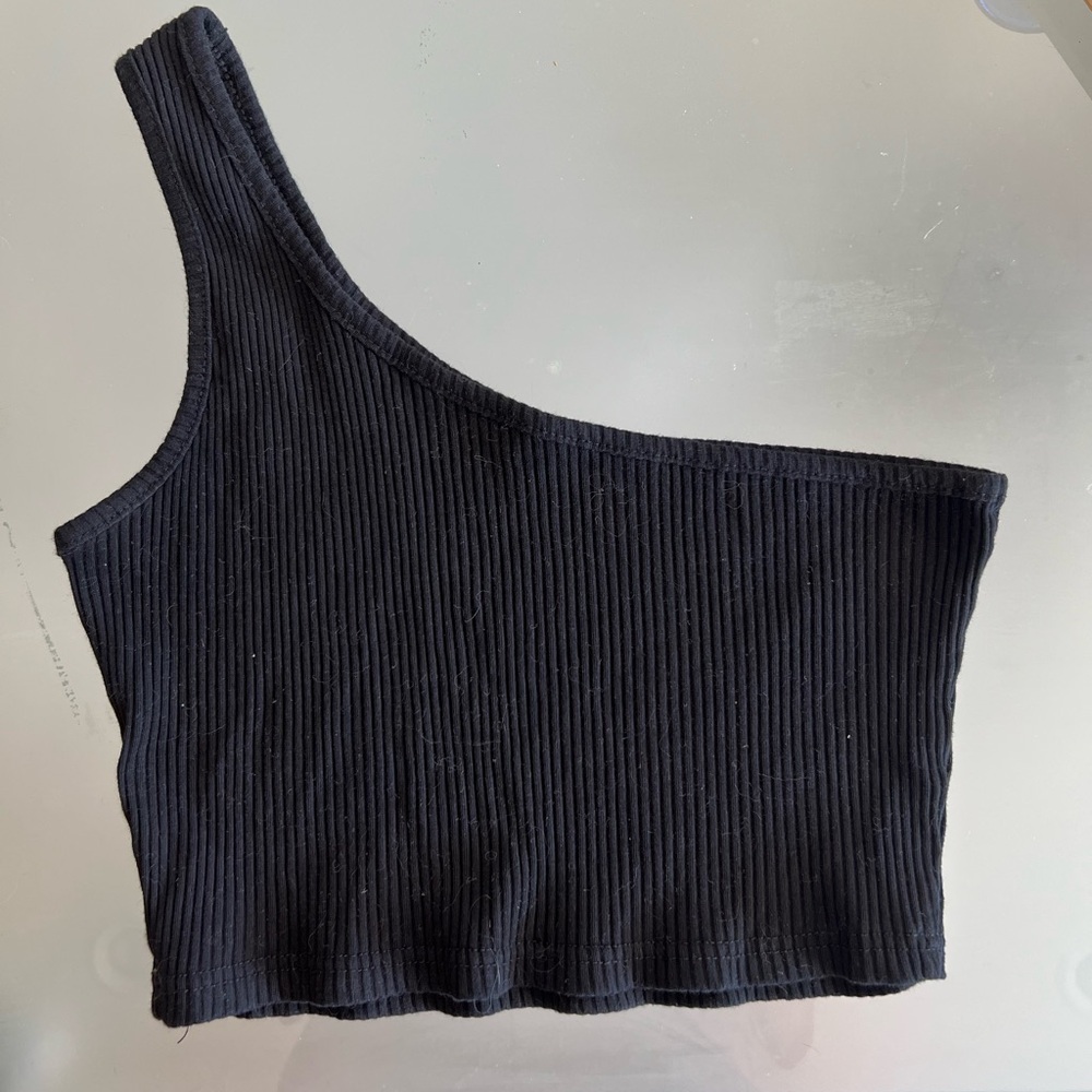 Black Ribbed One-Shoulder Top